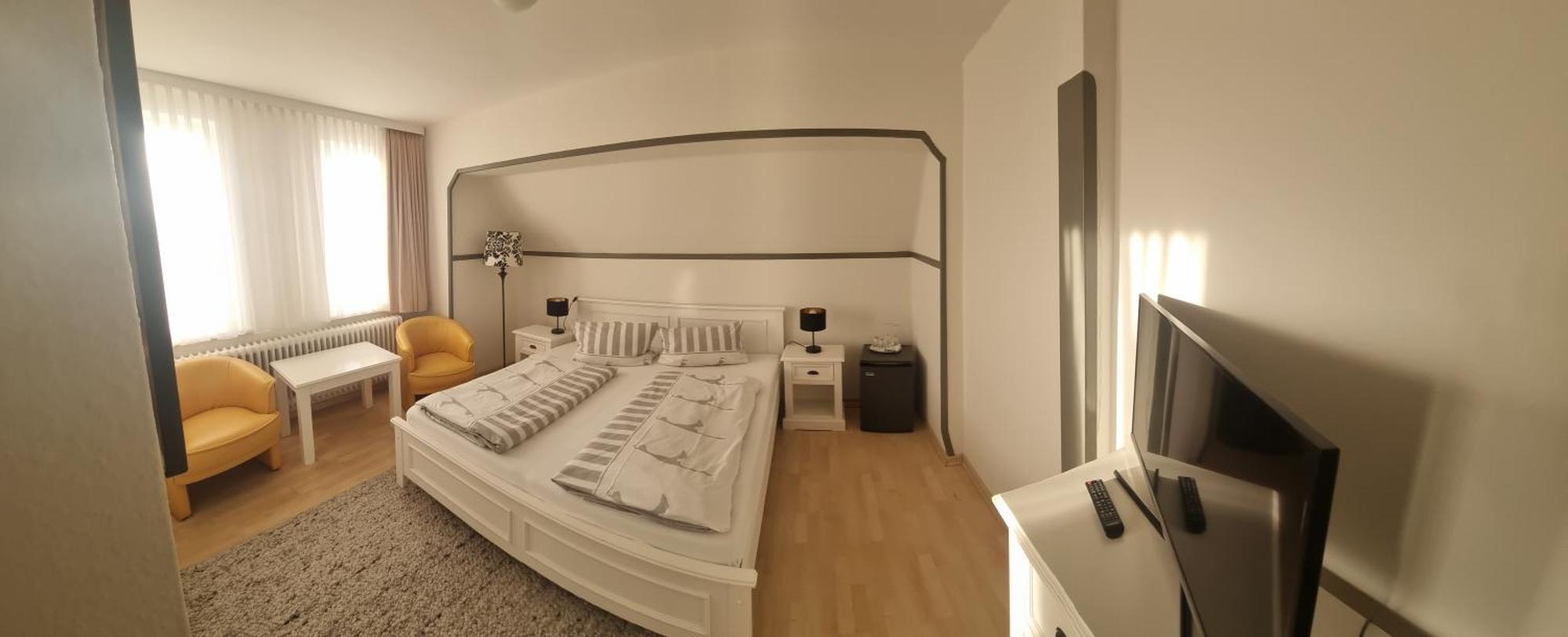 Hotel-Cafe-Lindow Wenningstedt-Braderup Exterior foto